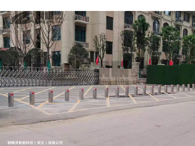 武昌升降路桩批发 钢精灵升降路桩 汉口阻车升降柱
