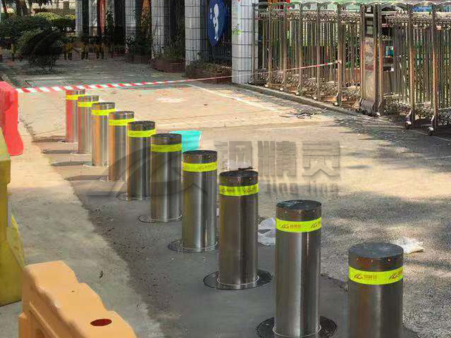 武汉钢精灵升降路桩 批发路桩 预埋式可移动路桩