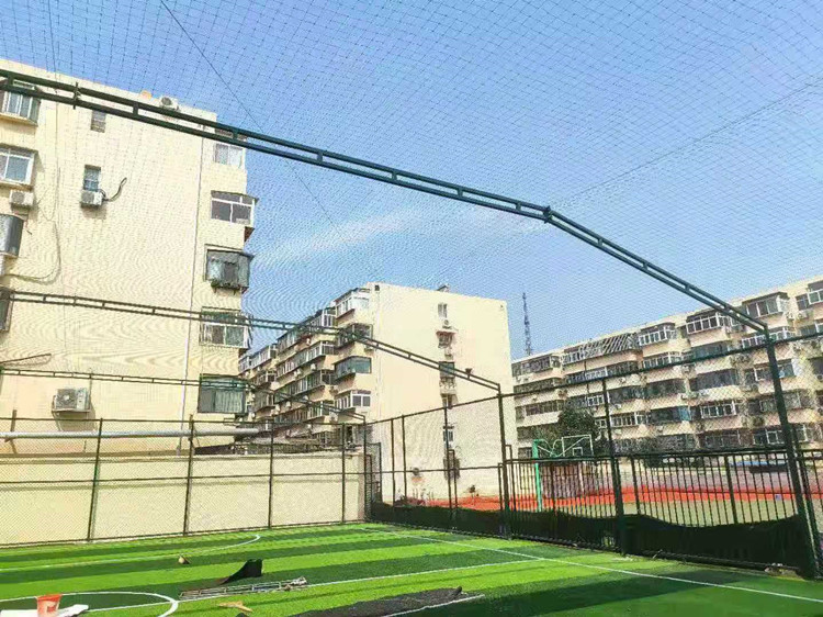 泰安勾花网笼式足球场围网 排球场隔离网 体育围网