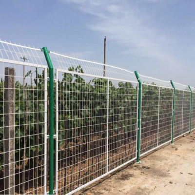 现货供应边框护栏 浸塑铁丝护栏网 铁路桥下防护栅栏