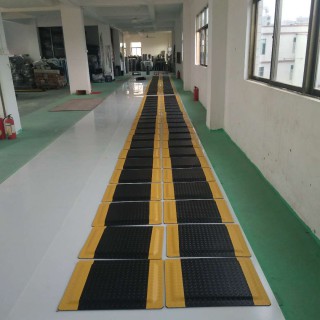 缓解员工脚疲劳垫，卡优环保防静电桌垫，减震防疲劳垫