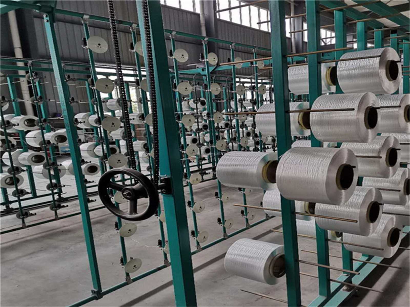 路基加筋防渗防水用长丝机织土工布-量大现货欢迎咨询